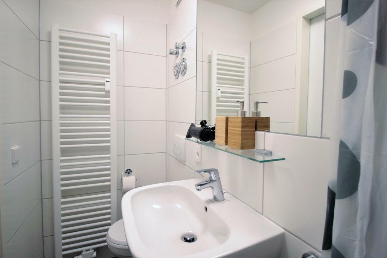 Studio Apartment - Balcony, Netflix, University Hospital Proximity Wurzburgo Exterior foto